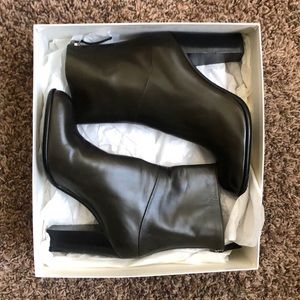 Marc Jacobs ankle boots.